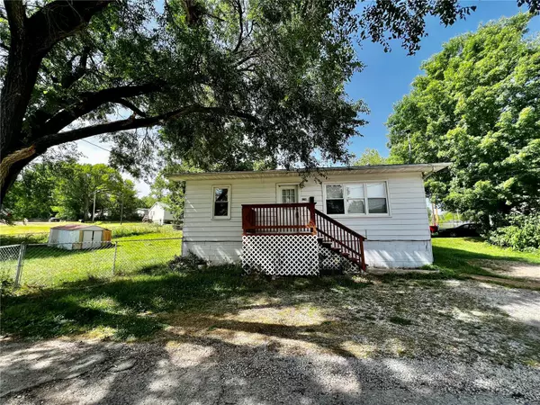 208 Oak ST, Potosi, MO 63664