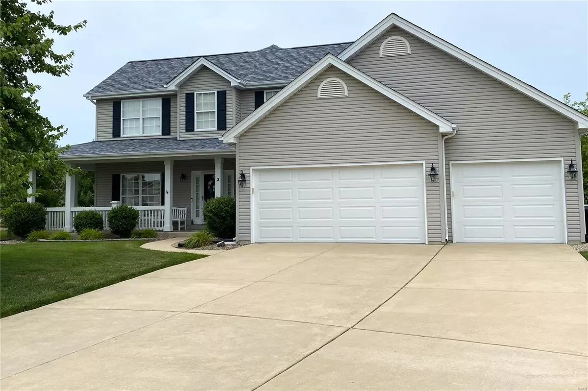 St Peters, MO 63376,3 Foxbriar CT