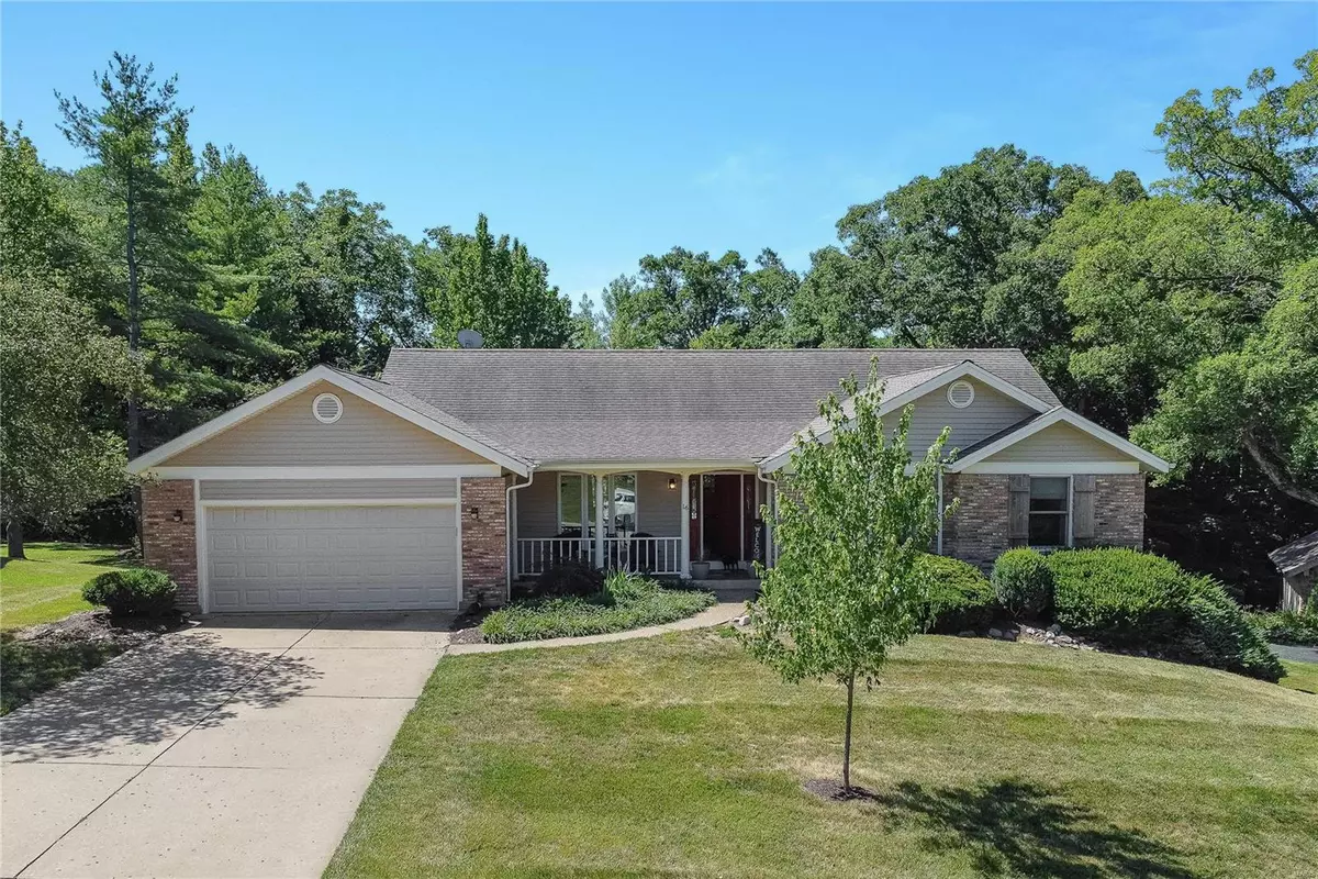 Lake St Louis, MO 63367,16 Laurel Oaks CT