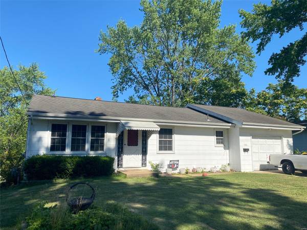 406 Crestview DR, Union, MO 63084