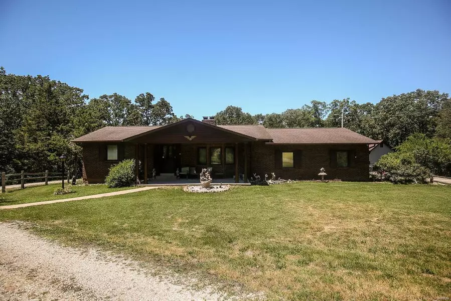 1832 Grotemac Lake RD, Leasburg, MO 65535