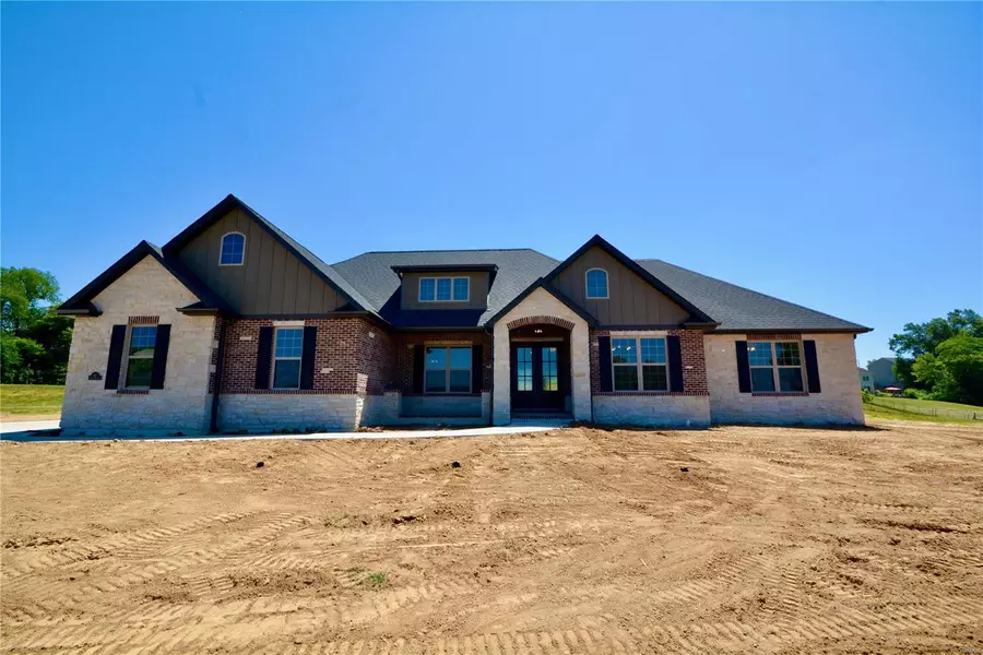 521 Summit Estate CT, Shiloh, IL 62221