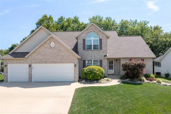 32 Annebriar, Maryville, IL 62062