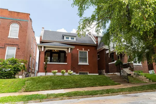 3824 Michigan AVE, St Louis, MO 63118