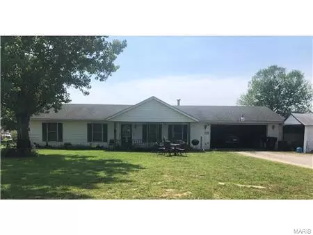 12850 Saverton Drive, Saverton, MO 63467