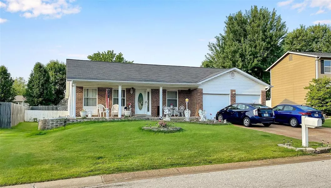 4020 Graybridge E, St Peters, MO 63376