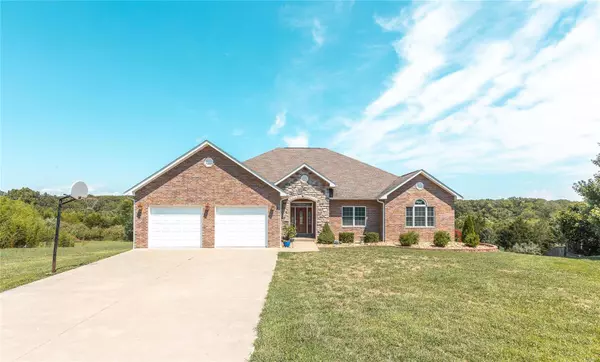 10374 Justin CIR, Rolla, MO 65401