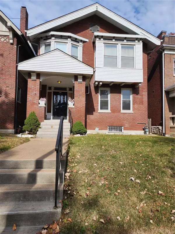 6059 McPherson, St Louis, MO 63112