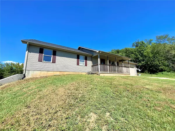 Dixon, MO 65459,17015 Lariat LN