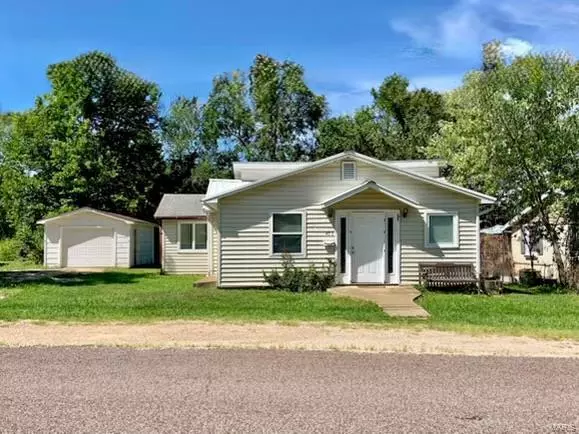 451 Fair ST, Sullivan, MO 63080