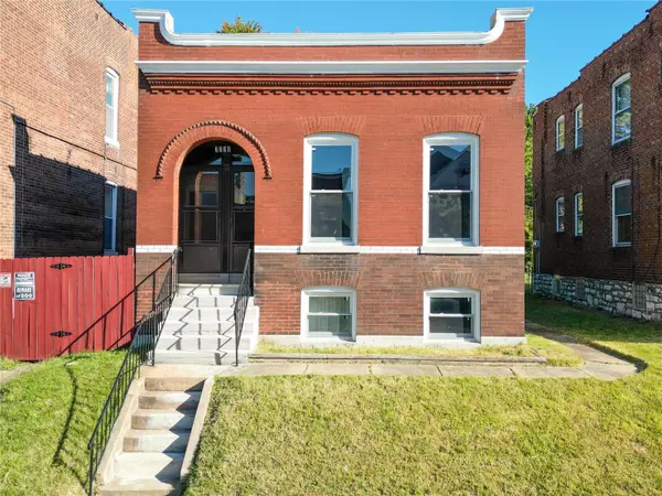 3221 N Dakota ST, St Louis, MO 63111