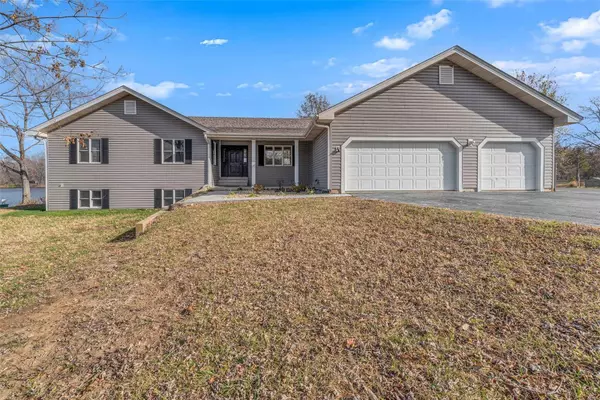 3104 Darryl DR, Foristell, MO 63348