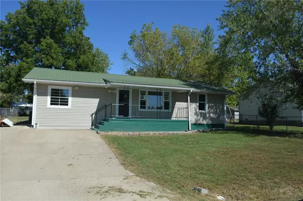 612 Lacy St., Richland, MO 65556