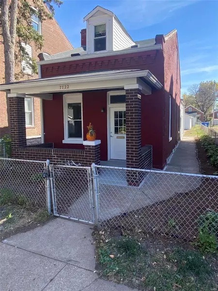 7722 Minnesota AVE, St Louis, MO 63111