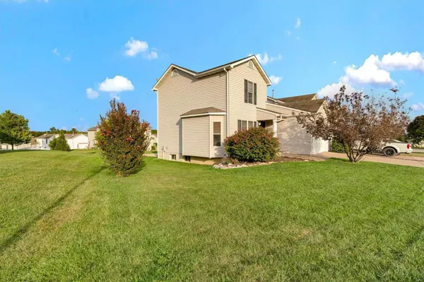 Wentzville, MO 63385,1069 Chesterfield DR