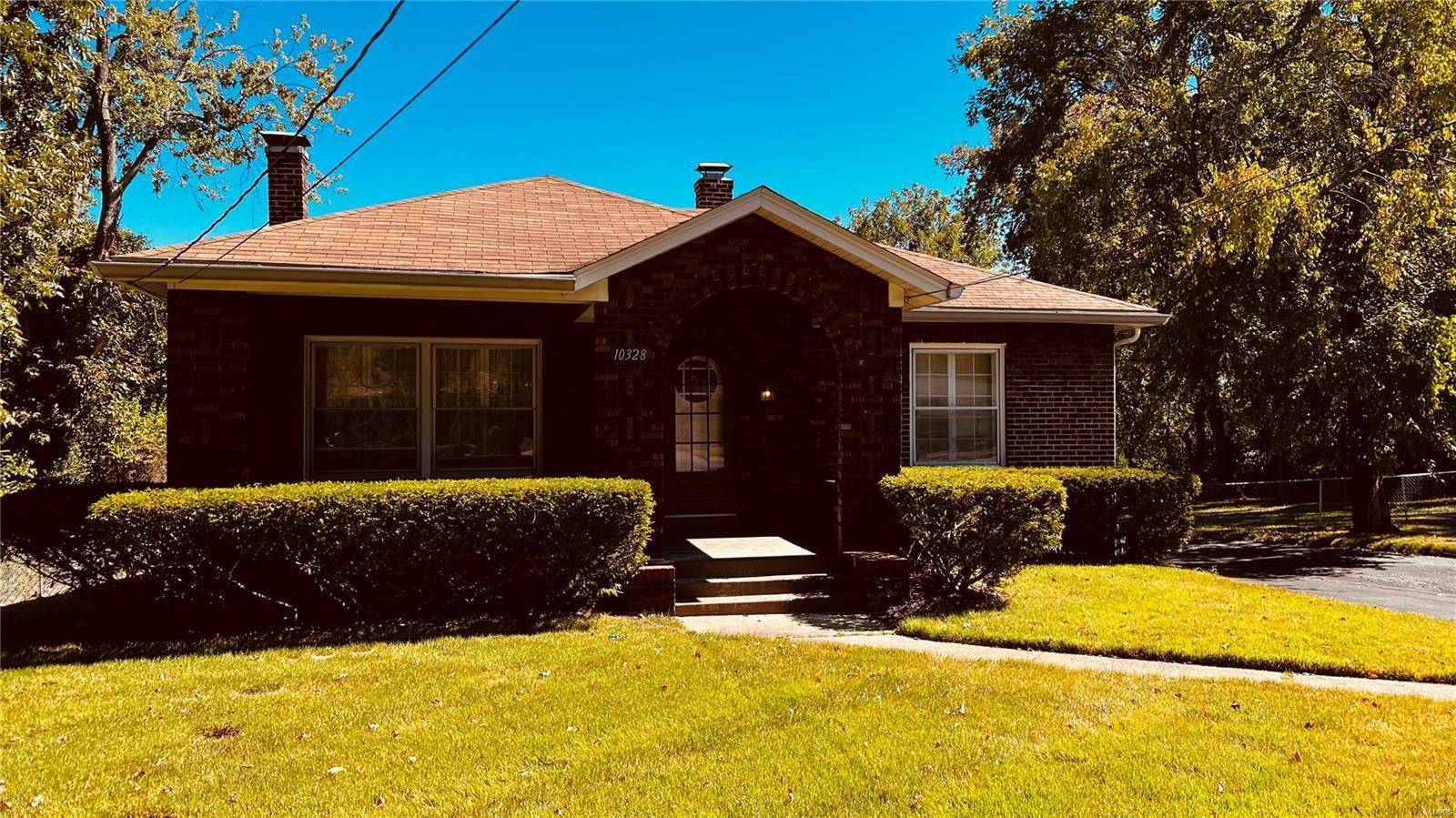 10328 Bellefontaine RD, Bellefontaine Nghbrs, MO 63137