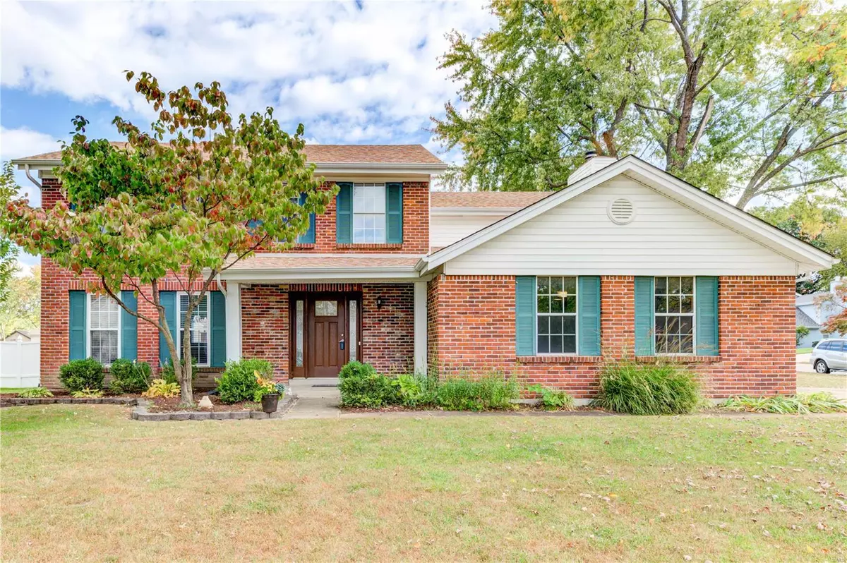 St Peters, MO 63376,70 Shadowridge DR