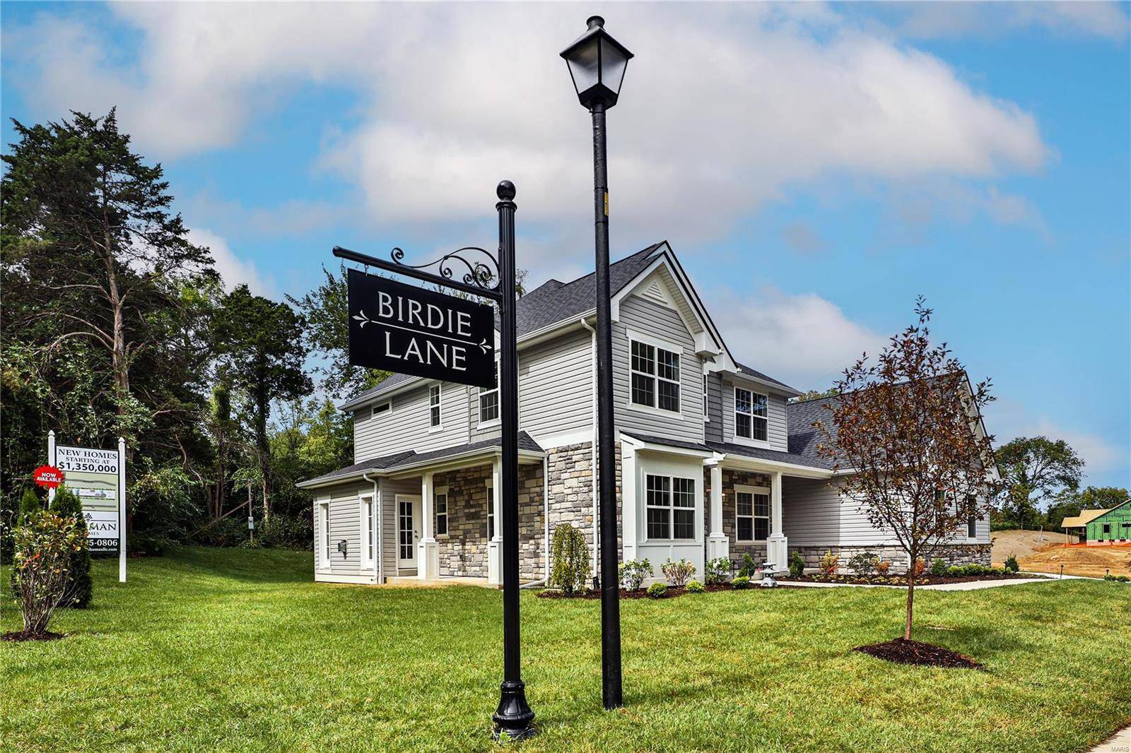 569 Long Acres LN, Olivette, MO 63132