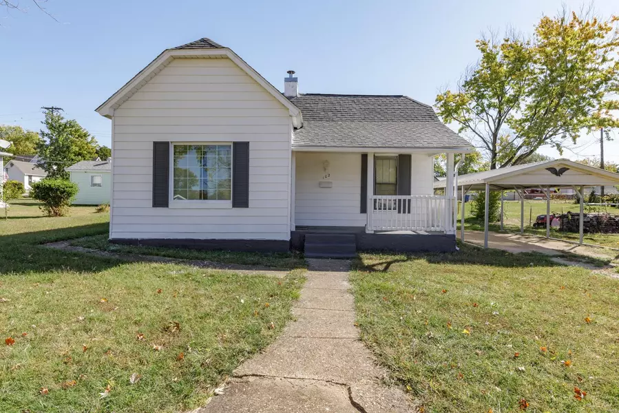 102 S White Oak ST, Desloge, MO 63601