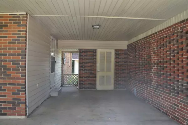 Kennett, MO 63857,209 Barbara DR