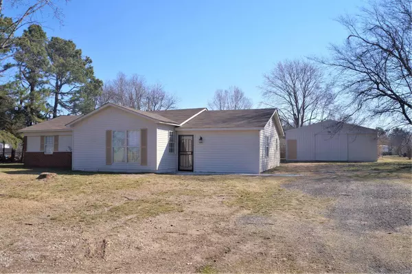 Kennett, MO 63857,3402 Morgan DR