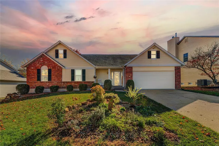 5869 Wellington Farm DR, St Charles, MO 63304