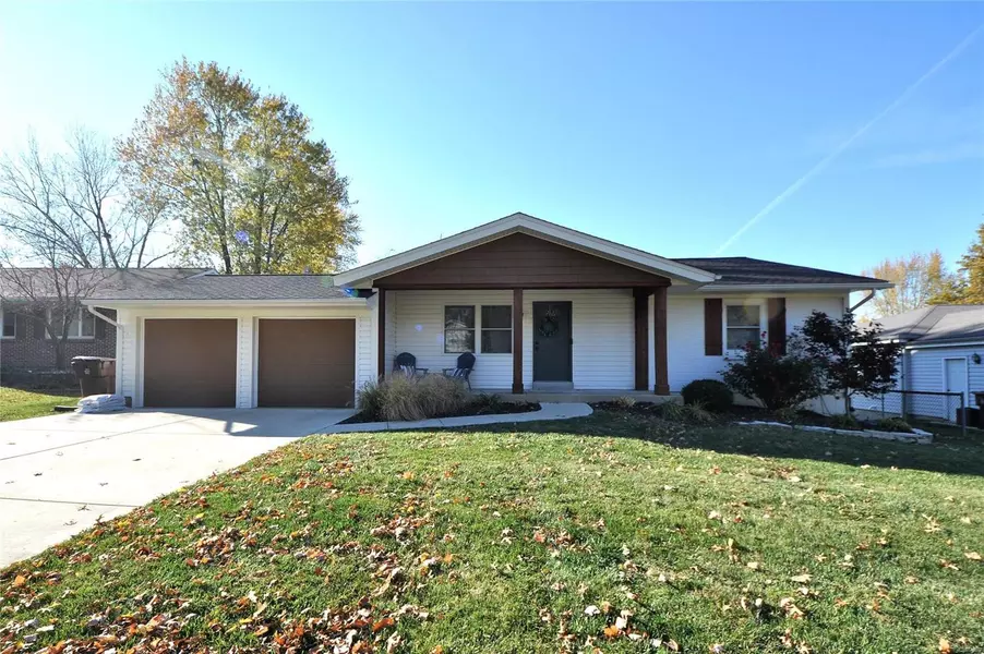 1339 Brandywine LN, St Peters, MO 63376