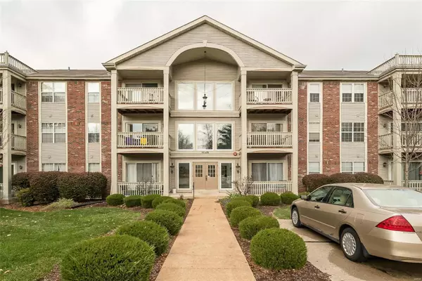 5376 N Kenrick Parke DR #204,  St Louis,  MO 63119