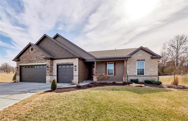 5 Hammerstone CT, Moscow Mills, MO 63362