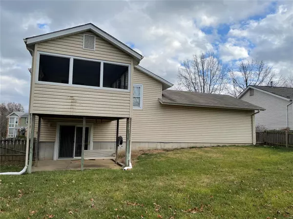 St Peters, MO 63376,20 Valley View DR