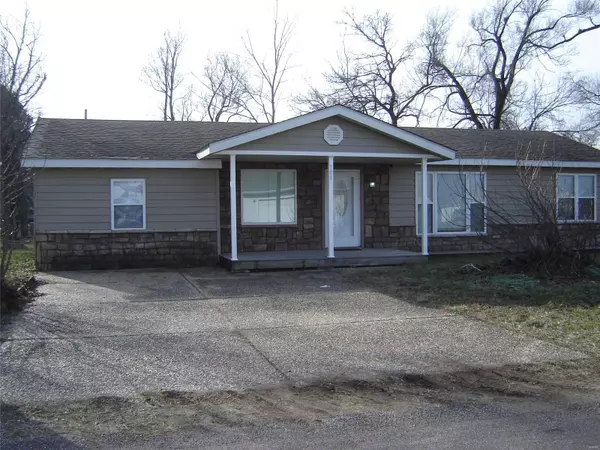 108 Old Ridge Street, Licking, MO 65542