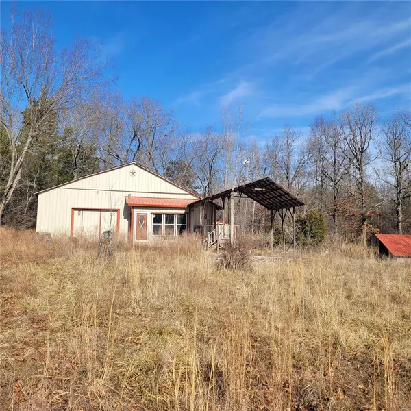 13399 State Highway U, Mineral Point, MO 63660