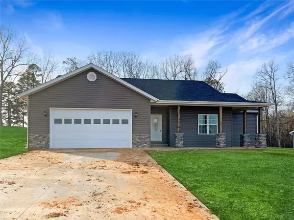 305 Kearbey DR, Poplar Bluff, MO 63901