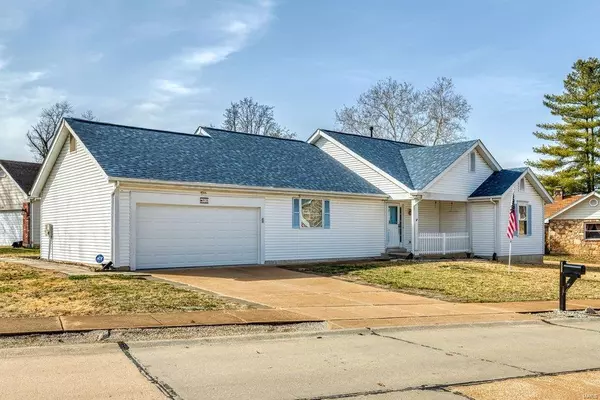 Valley Park, MO 63088,808 Crescent Oaks CT