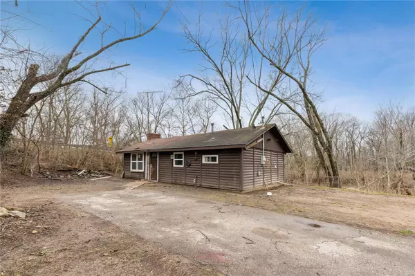 Dittmer, MO 63050,8999 Big Bend Rd