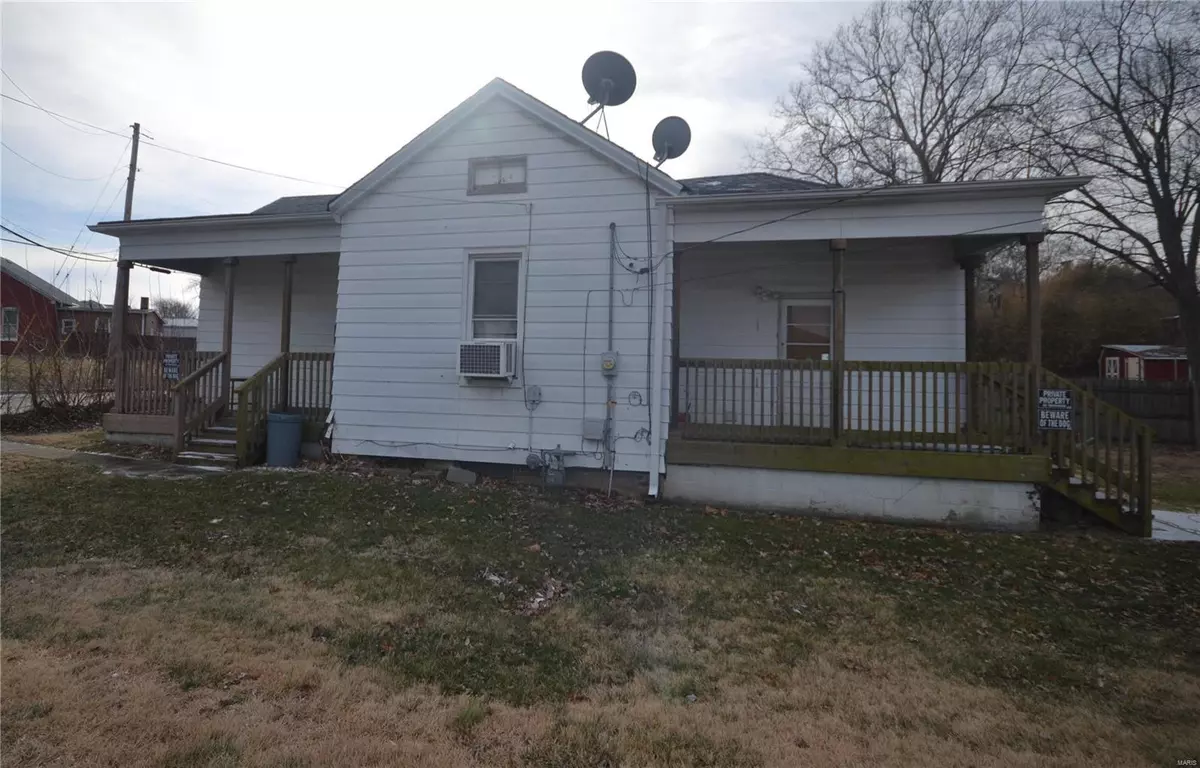 Belleville, IL 62220,625 N Charles ST