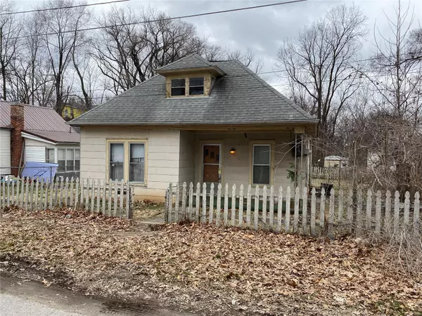 1603 D ST, Hannibal, MO 63401