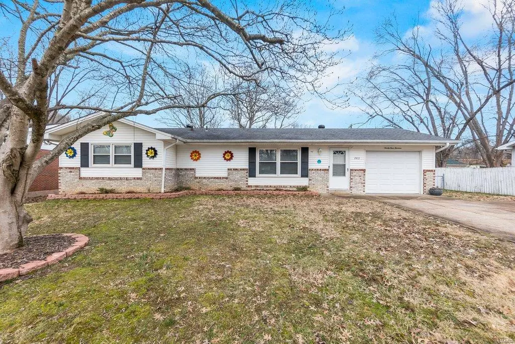 Cape Girardeau, MO 63701,2413 Windy Hill LN