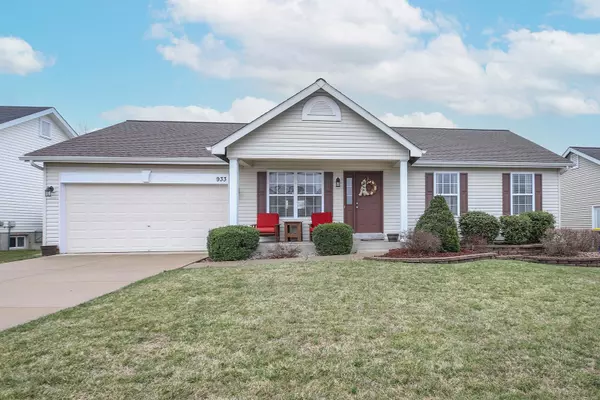 933 Stone Crossing DR, Wentzville, MO 63385