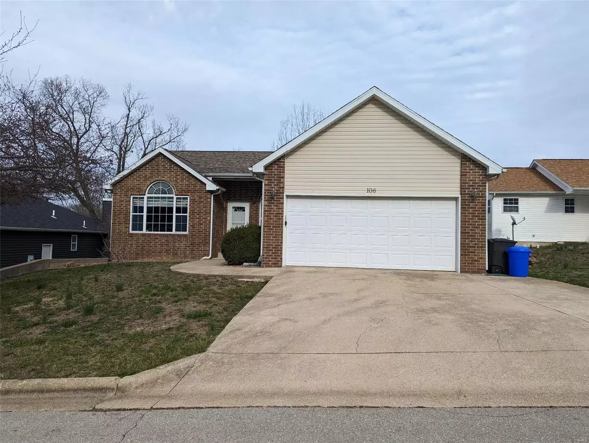 St Robert, MO 65584,106 Hillcrest CT