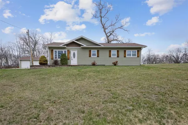 59 Brooks LN, Winfield, MO 63389