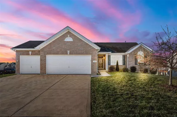 742 Springfield DR, Wentzville, MO 63385