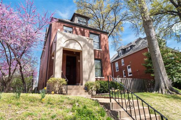 4355 Laclede AVE #A,  St Louis,  MO 63108