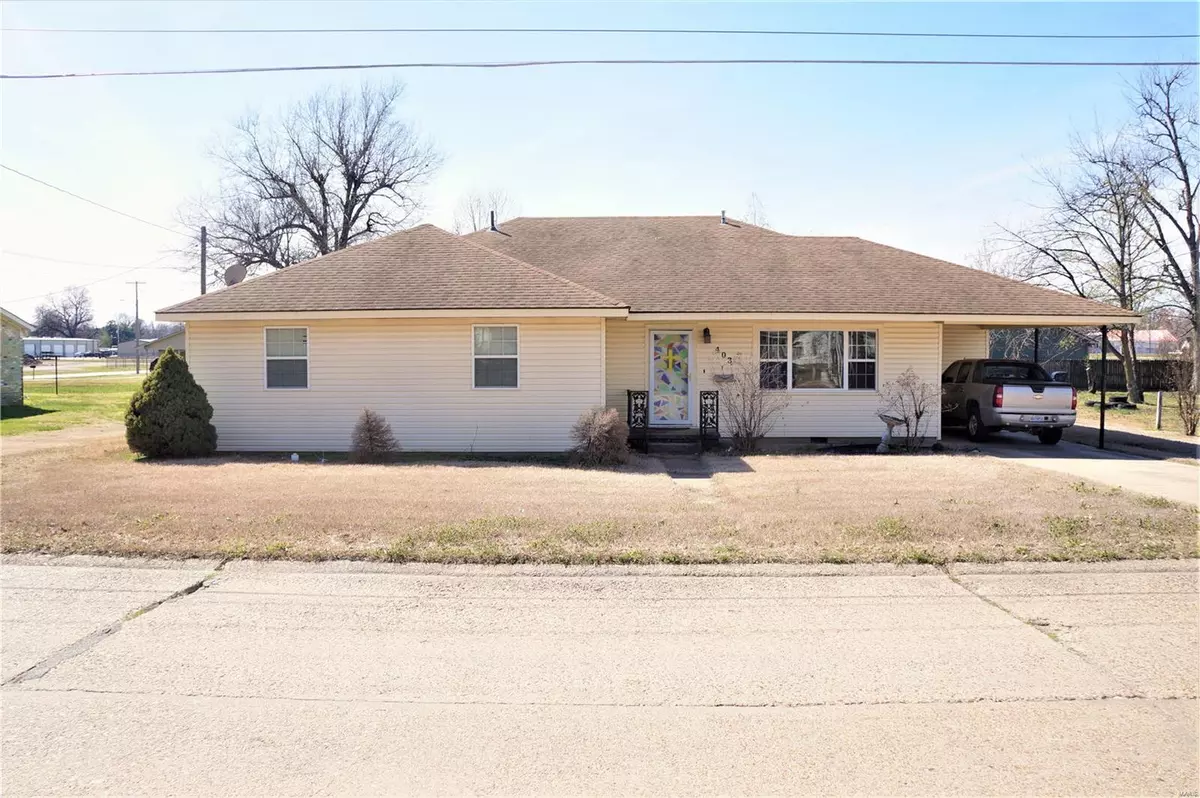 Kennett, MO 63857,403 Michael ST