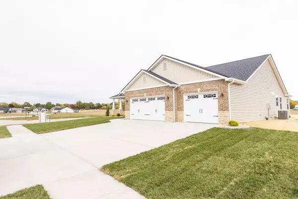 Shiloh, IL 62221,421 Grand Reserve