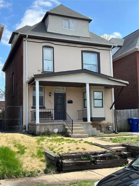 942 Catalpa ST, St Louis, MO 63112