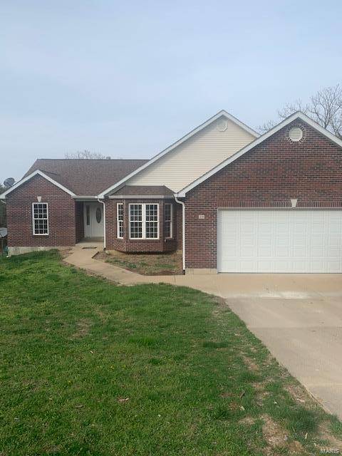 19 Cedar Crest LN, Hillsboro, MO 63050