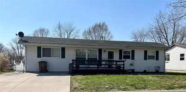 Carlinville, IL 62626,1106 Johnson ST