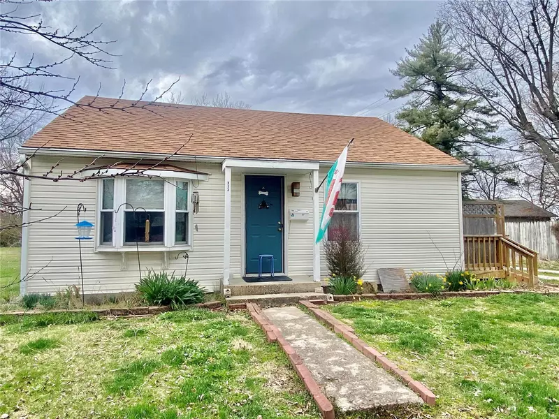 313 W Seventh ST, Montgomery City, MO 63361