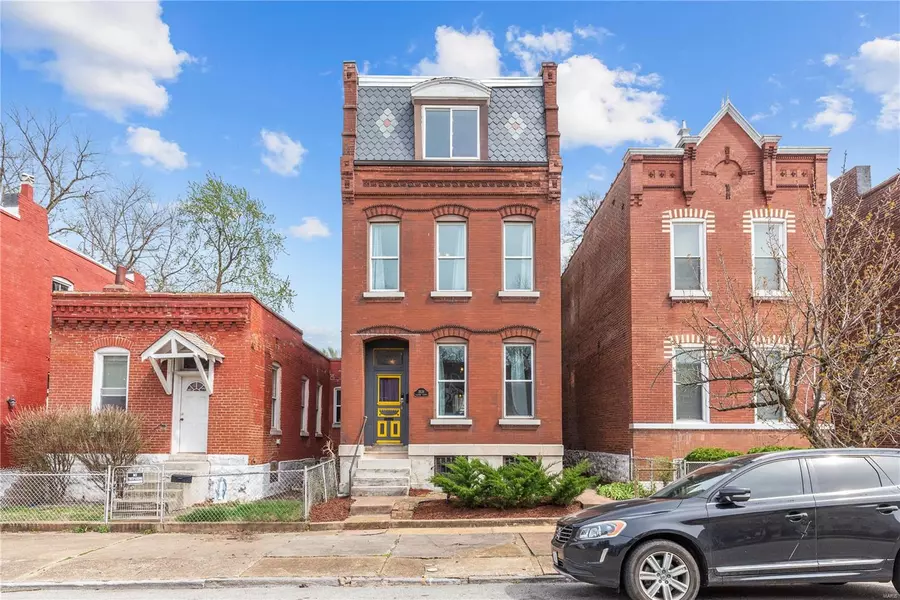 3538 Illinois AVE, St Louis, MO 63118